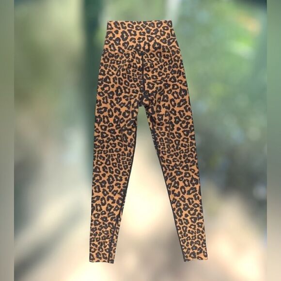 Beach Riot Piper Legging in Leopard Print Size S - Picture 3 of 11
